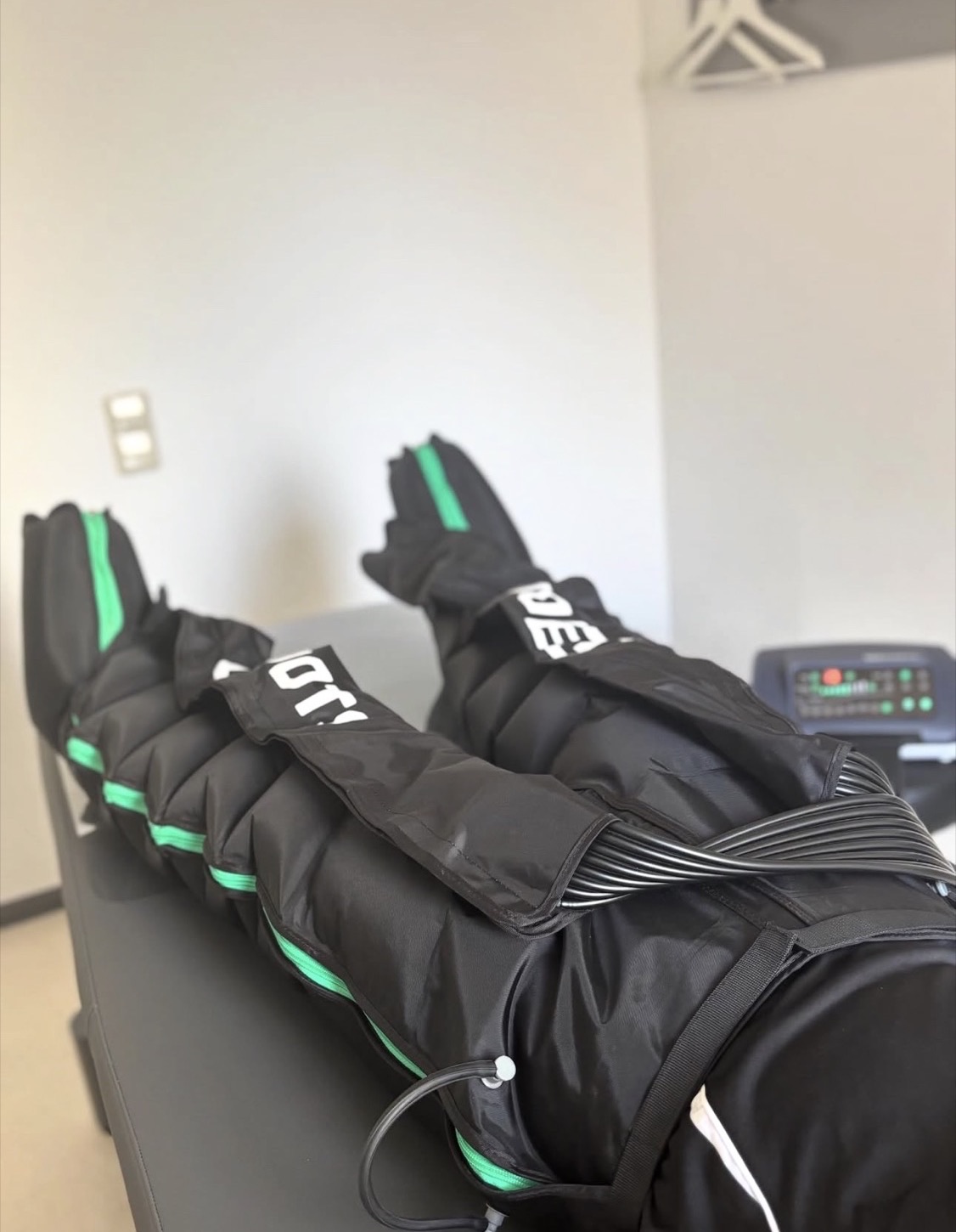 Reboots Kompressionssystem als Detailaufnahme bei CF Physio